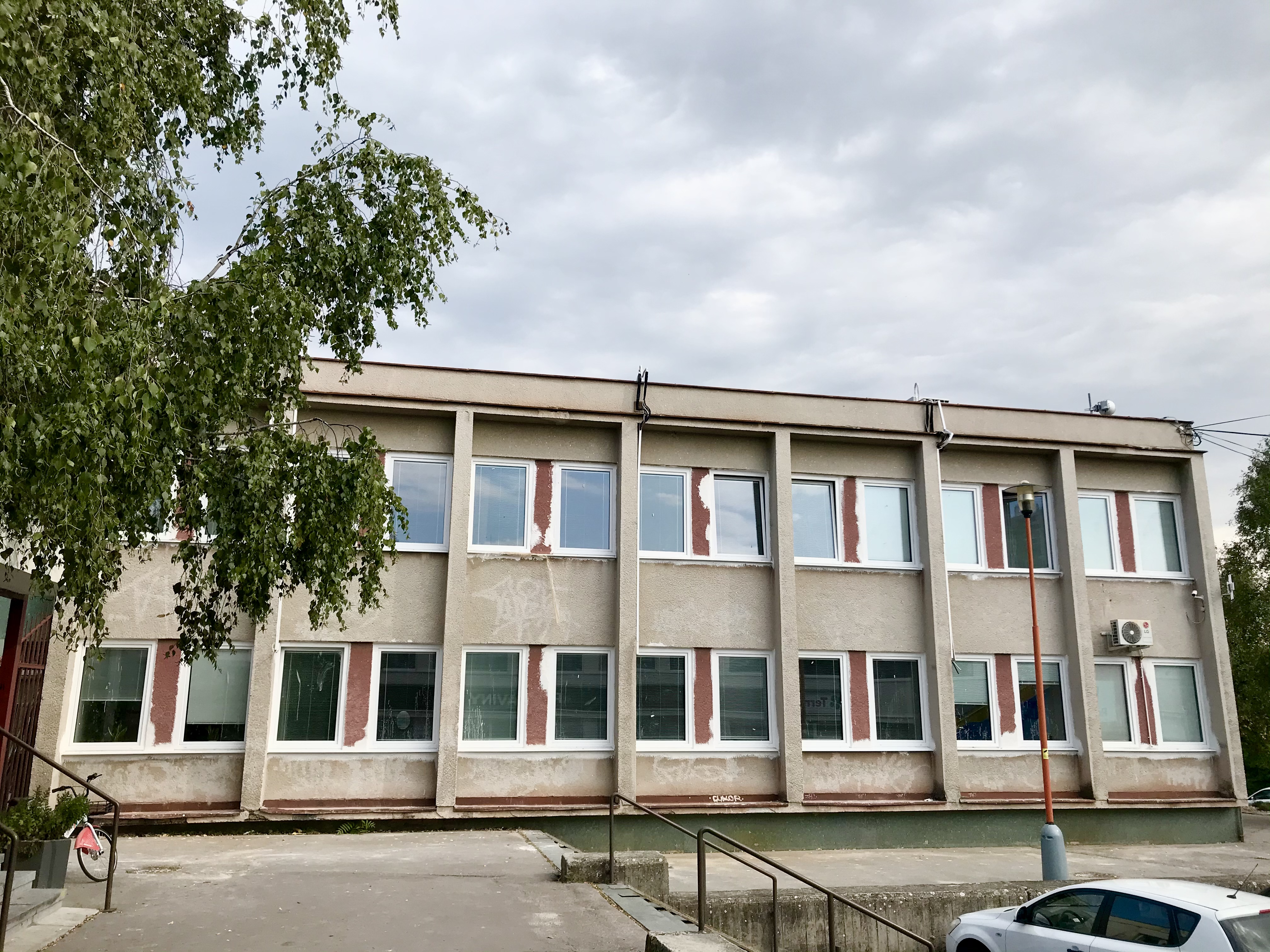 Výmena okien na objektoch budov Mestská časť Bratislava-Rača 1. etapa